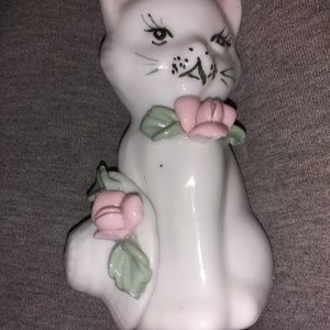 Porcelain Kitty